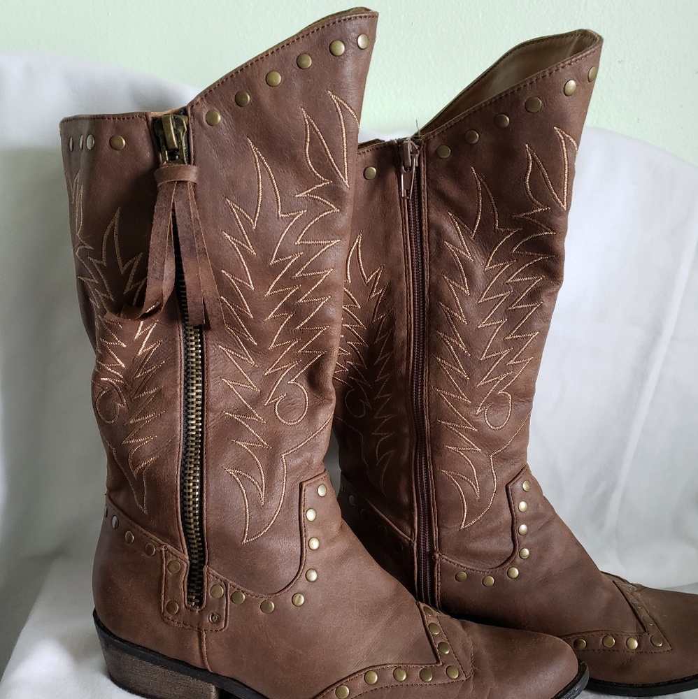 Cowboy boots